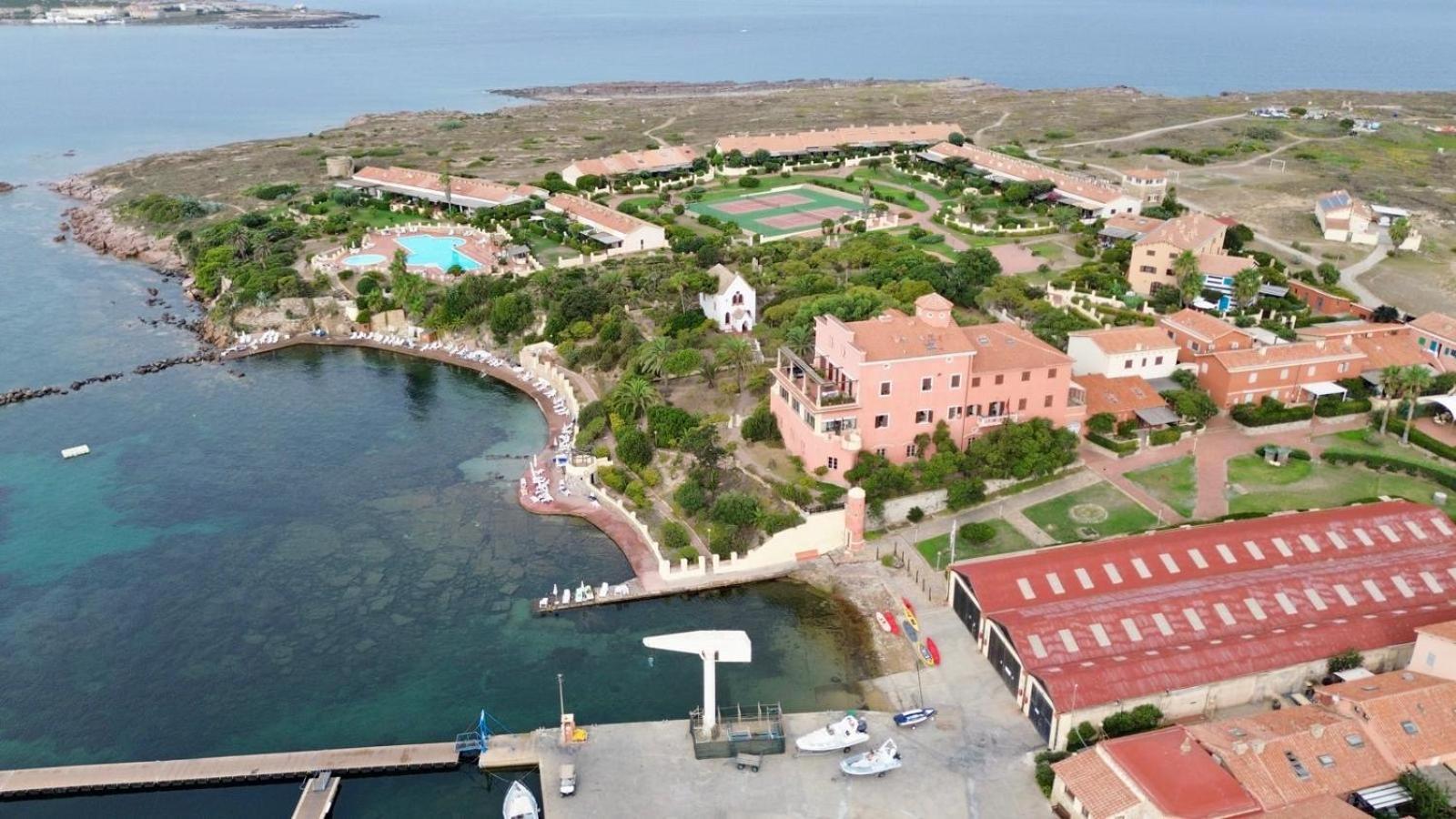 Вілла A Vacation On A Private Island Карлофорте Екстер'єр фото